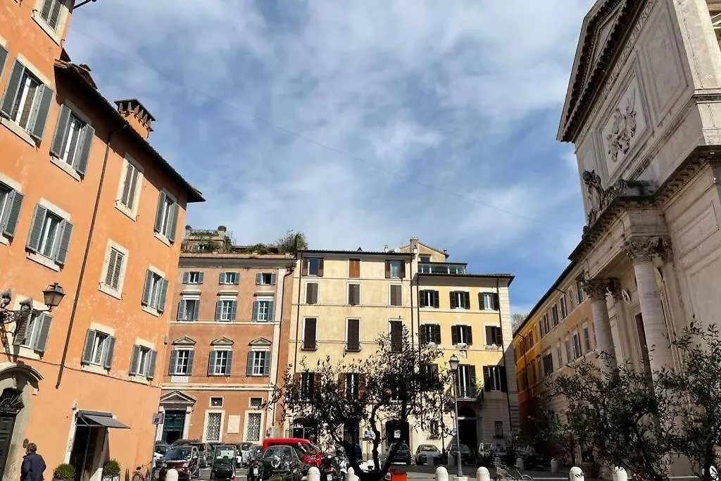 Apartment Coronari Enchanting Two Bedroom Rome