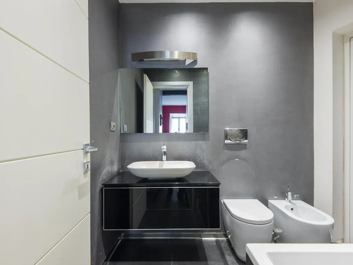 Coronari Enchanting Two Bedroom Rome 0*,