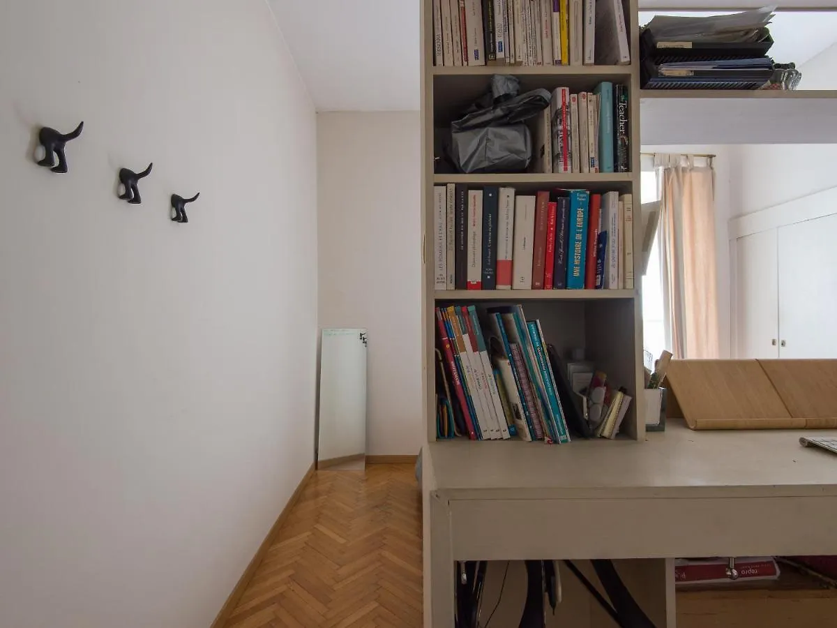 Coronari Enchanting Two Bedroom Roma 0*,