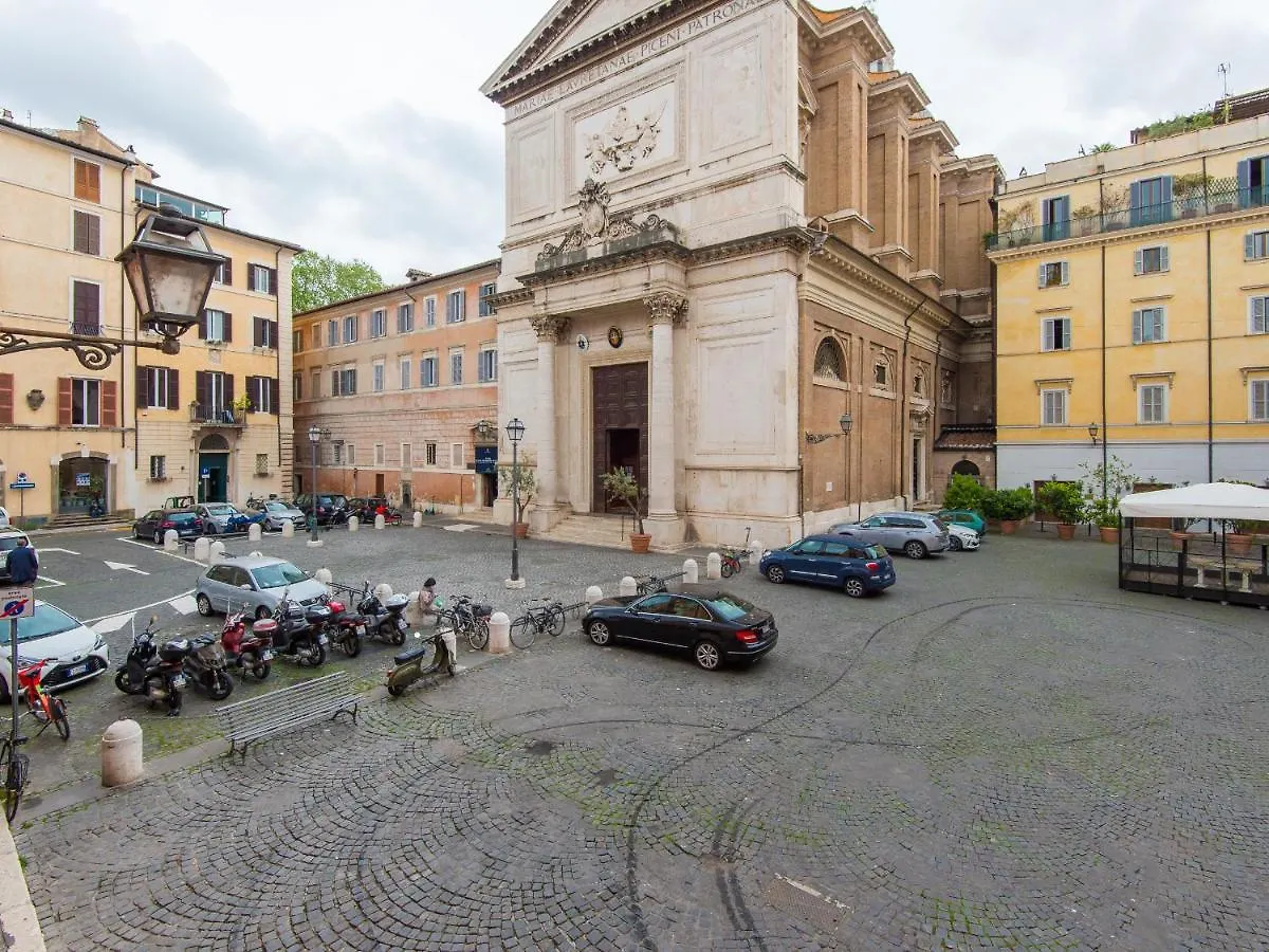 Coronari Enchanting Two Bedroom Roma Appartamento