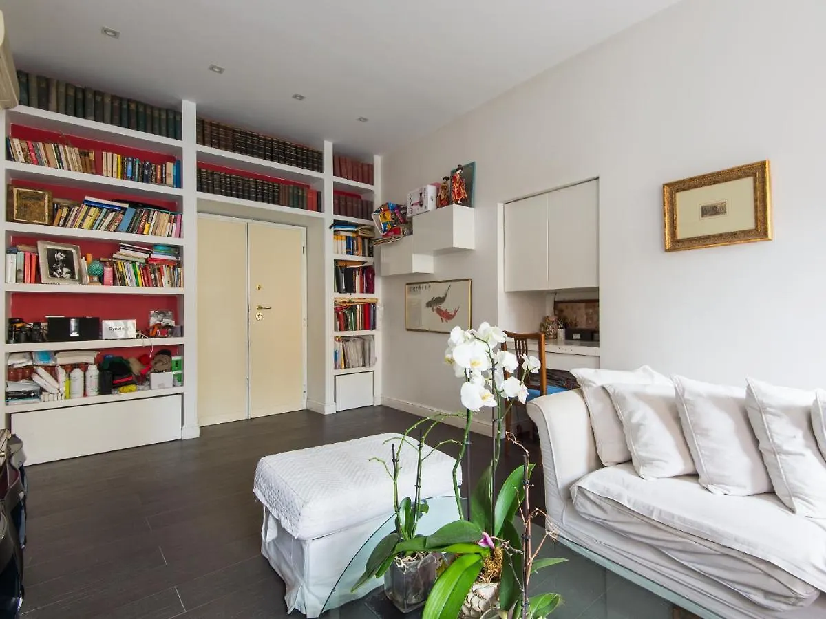 Coronari Enchanting Two Bedroom Roma
